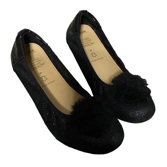 Geox Black Sparkle Pom Pom Ballet Flats Size 38 or approx US 7 - Picture 1 of 9